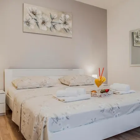 Holiday home Terra With Heated Pool