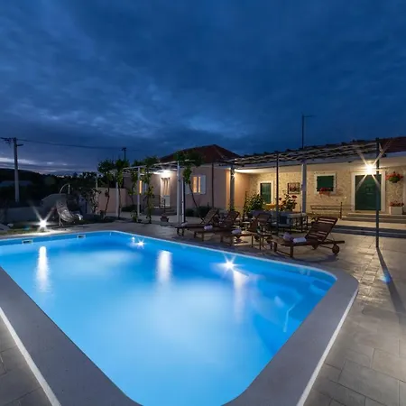 Holiday home Terra With Heated Pool Marina