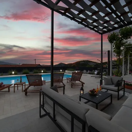 Terra With Heated Pool *
