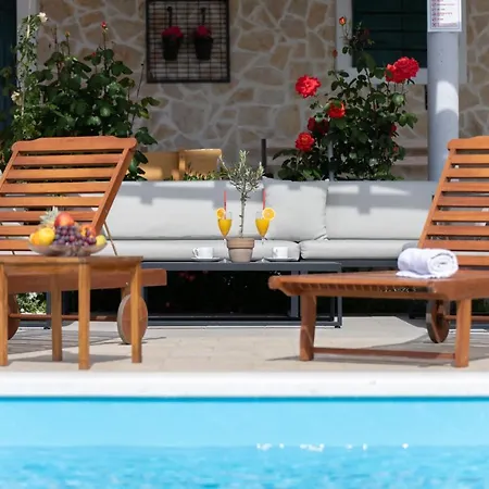 Terra With Heated Pool Marina