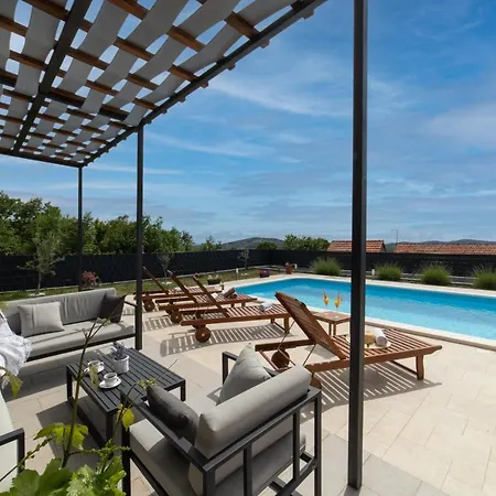 Holiday home Terra With Heated Pool Marina