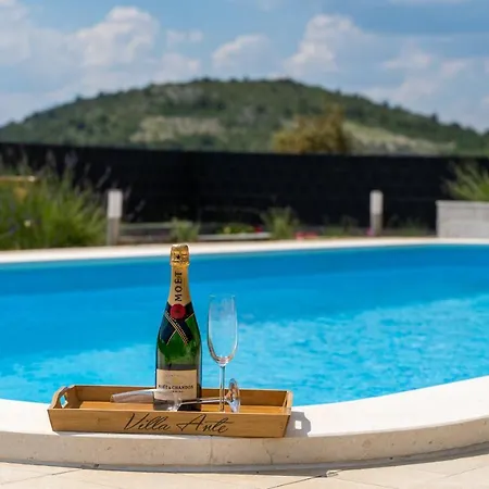 Terra With Heated Pool *
