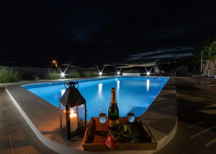 Terra With Heated Pool Marina