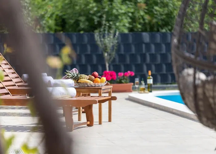 Vikendica Terra With Heated Pool