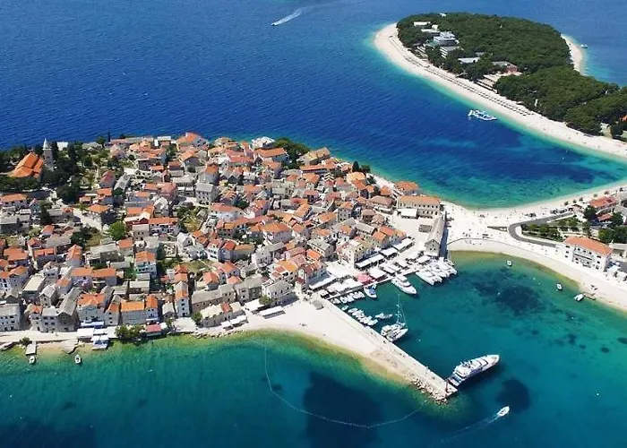 Terra With Heated Pool Marina
